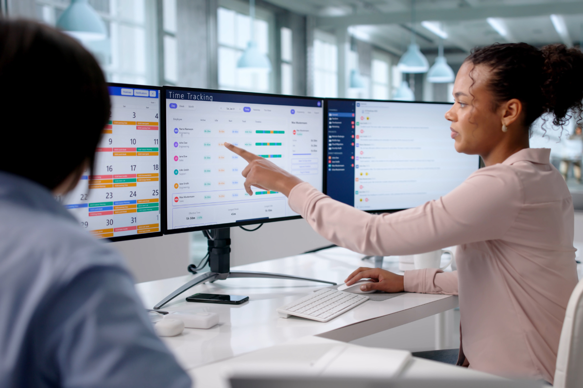 Chart illustrating the top HR transformation trends and statistics shaping the workforce in 2026.